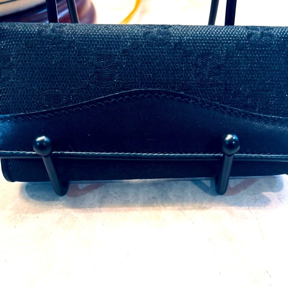 GUCCI black GG key chain and card holder. - Picture 13 of 13